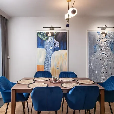 Comfort 10 Lutego * Gdynia