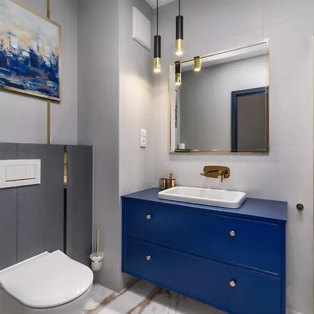 Comfort 10 Lutego Apartament *