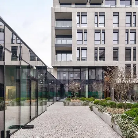 Comfort 10 Lutego * Gdyně