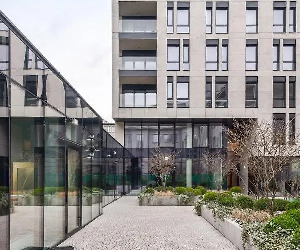 Comfort 10 Lutego * Gdynia